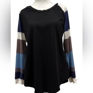 Long sleeve woman’s casual top